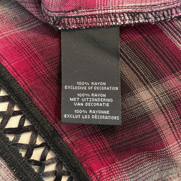 Harley-Davidson Women's Size M Hearts & Serpents Laced Purple Plaid Button Shirt - Picture 8 of 11